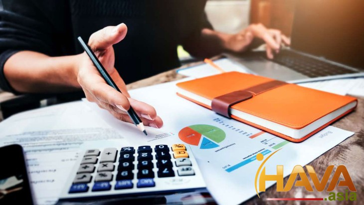 Nhập cư và Thuế: Bài toán tài chính phức tạp